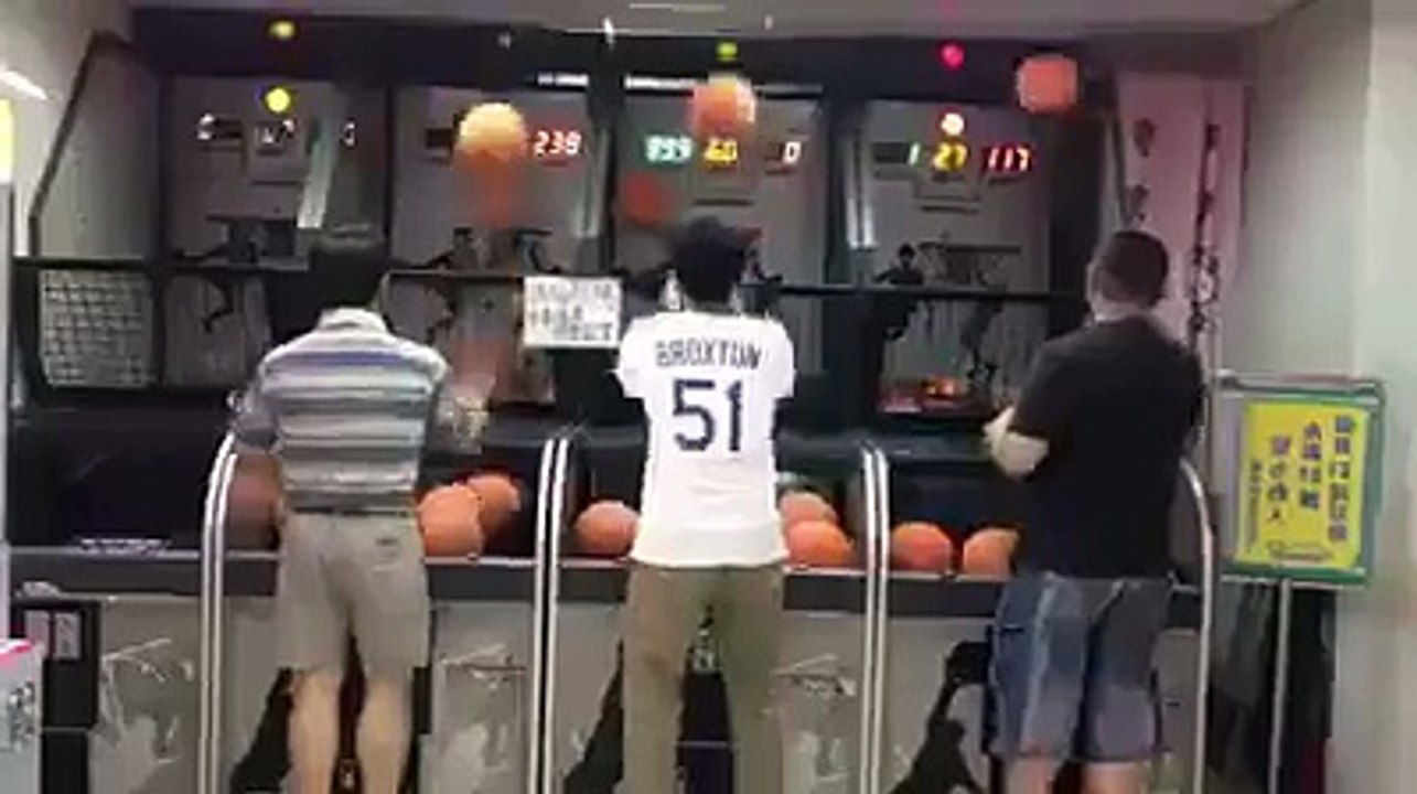 amaizing play with football