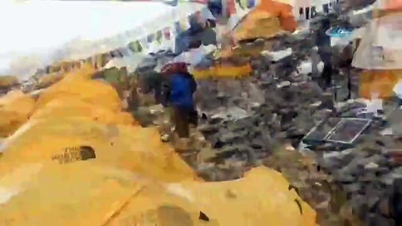 Everest’teki çığ faciası kamerada Everest avalanche