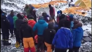 Nepal earthquake triggers deadly avalanche