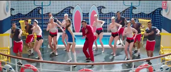 'Dil Dhadakne Do' Title Song (VIDEO) Singers Priyanka Chopra, Farhan Akhtar