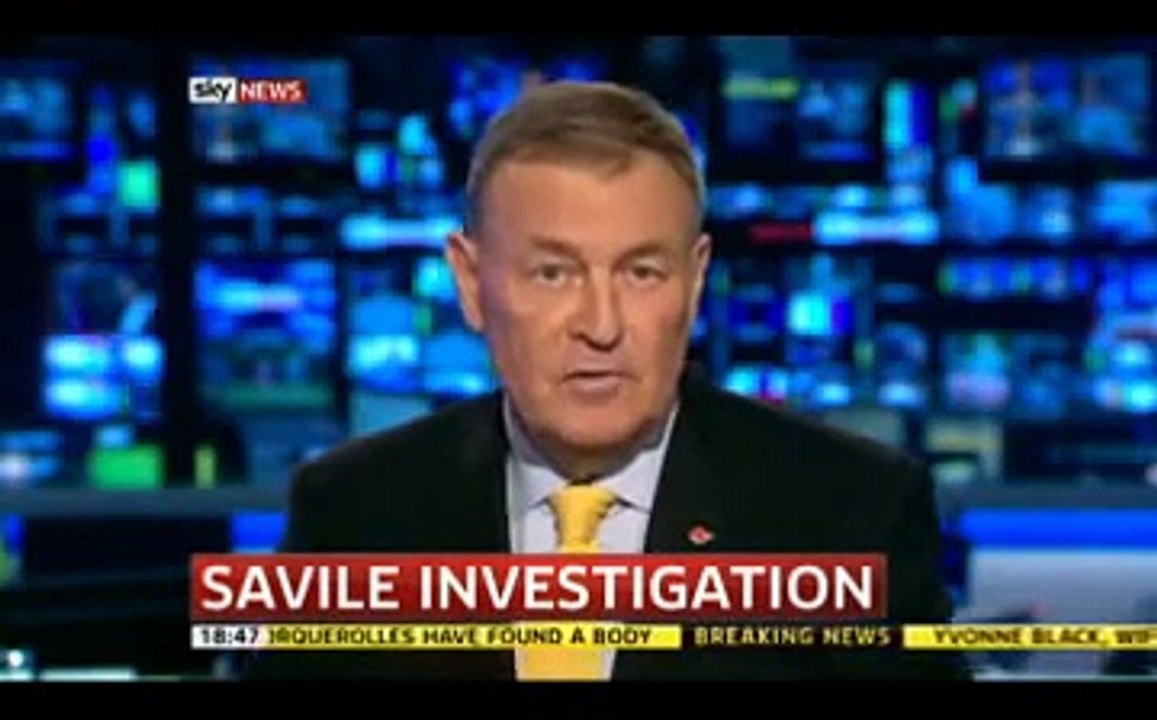 Jimmy Savile Shame: Girl-Molesting Live On "Top Of The Pops"!