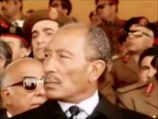 الرئيس السادات يشهد دخول اسلحه جديده للجيش المصري 1981