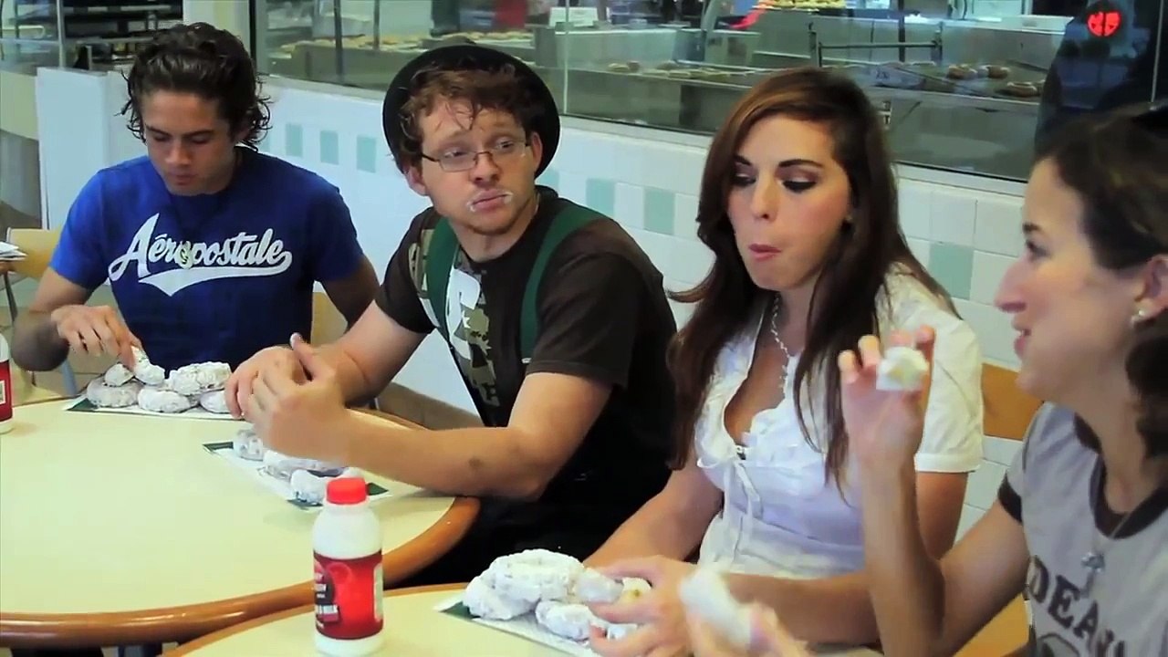 Food Challenges - Powdered Donut Challenge FAIL?
