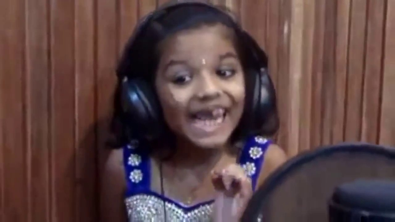 Vinnile narupunnyame .. Christian Malayalam Devotional songs sung by Shreya for Sparsham