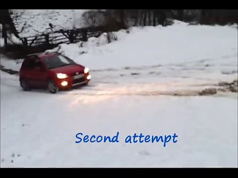 Suzuki SX4 vs Ford Kuga - AMAZING SNOW TEST - Slovenia