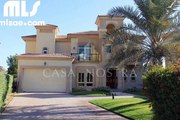 Very Secluded Villa in Jumeirah Islands - mlsae.com