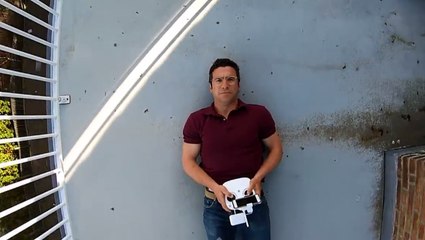 Скачать видео: Drone Selfies Show Just How Small Humans Really Are