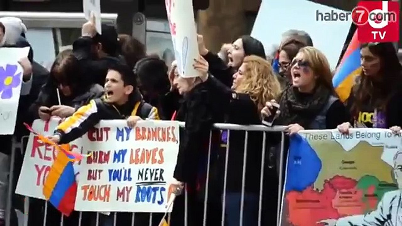 Azeri genç Türk bayrağını Ermenilerden Kurtardı Azeri gencin Türk bayrağını Kurtardığı An 28.04.2015