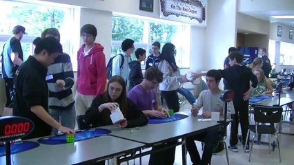 Rubik's Cube fini en 5,25 secondes : nouveau record du monde par Collin Burns