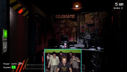 Smosh Games SCARED TO DEATH BY FIVE NIGHTS AT FREDDY'S Game Bang