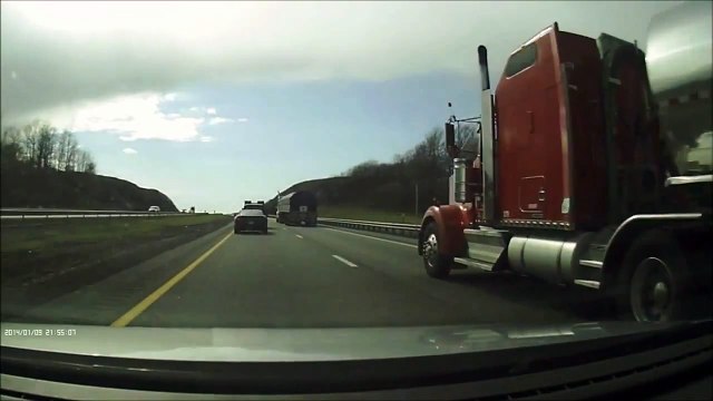 У водителя Chevrolet Camaro лопнуло терпение и он решил проучить?