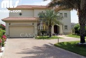Well maintained 4 bedroom villa with Lake view - mlsae.com