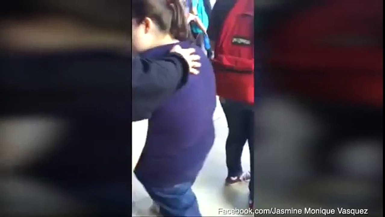 Souffrant d'une maladie rare, c'est le plus beau mec de son école qui va réaliser son rêve. Chapeau mon garçon !