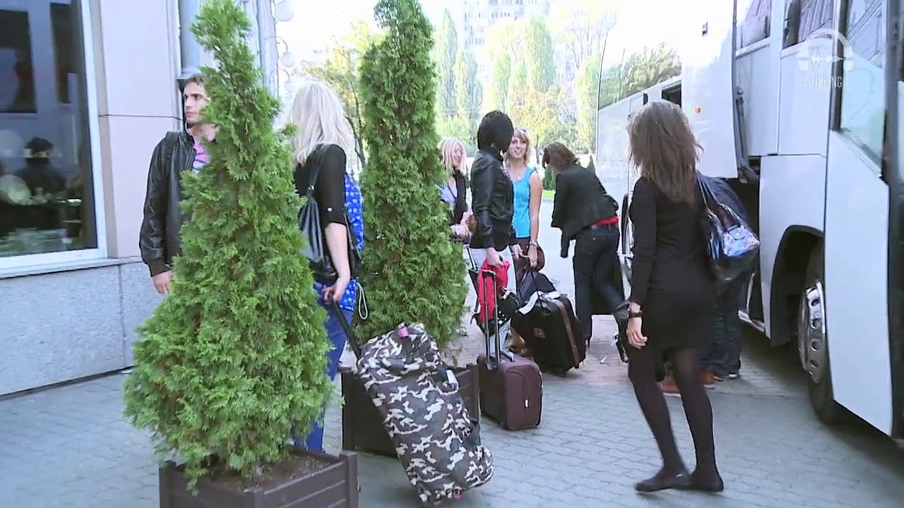 Space Warsow with Dim Chris - Clubbing TV On Tour