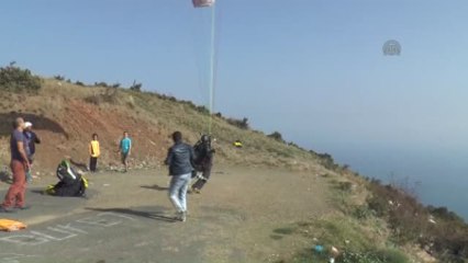Yamaç Paraşütü Kontrolsüz Gelişiyor"