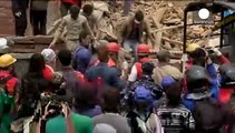 Zahl der Todesopfer in Nepal steigt weiter - Zehntausende verlassen das Kathmandu-Tal