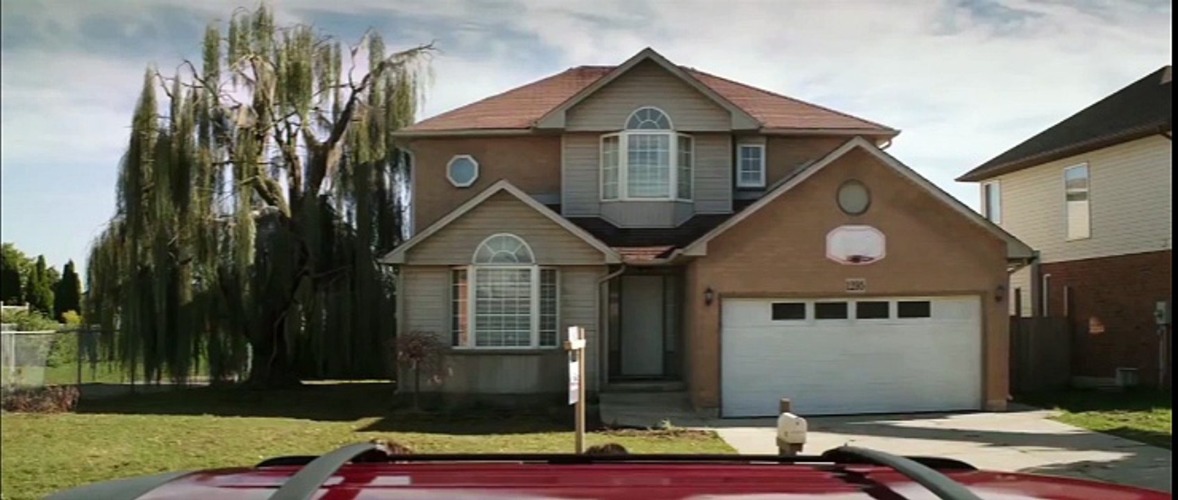 Poltergeist (2015) Official Trailer