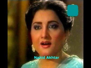 Download Video: Hangama Hai Kyon Barpa Thori Si Jo Pe Li Hai - Naheed Akhtar