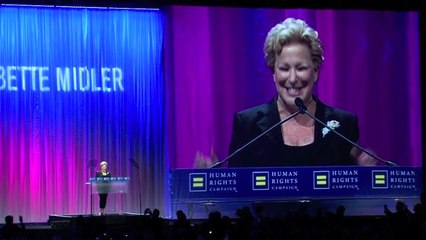 Bette Midler presents Pink with HRC's Ally for Equality Award