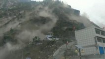 Des images amateur du séisme filmées avec un téléphone portable au Tibet