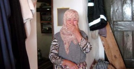 Yaşlı Kadının Çekyat İçinde Sakladığı Altınlar, Güpegündüz Çalındı