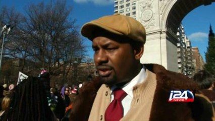 Thousands rally in US cities to protest police killings