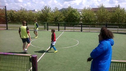 LE FC ROSENDAEL ORGANISE DES APRES MIDI ANIMATION CITY A ROSENDAEL PRES DE L ANCIENNE GARE (lundi 27/04/2015)