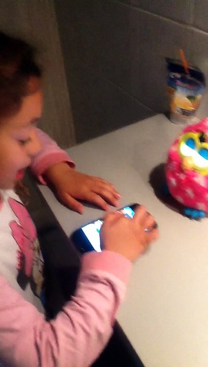 Furby kamilya