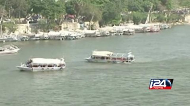 المصريون يحتلفون بعيد شم النسيم السنوي.. بعض العادات والتقاليد