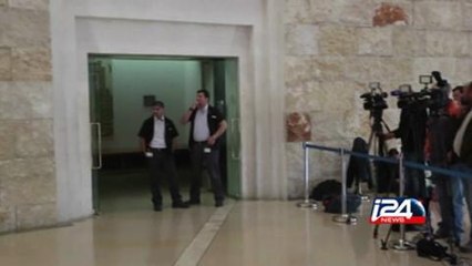 محكمة العدل العليا تبحث في قرار لجنة الانتخابات شطب النائبة حنين زعبي