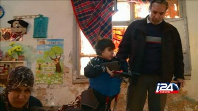 أزمة ضخمة وقلة المساعدات في مخيمات اللجوء السورية