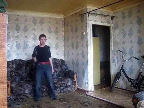 Magnifique chorégraphie d'un Russe dans le salon