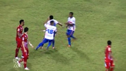 No Acre, time é goleado e jogadores trocam socos durante partida; vídeo