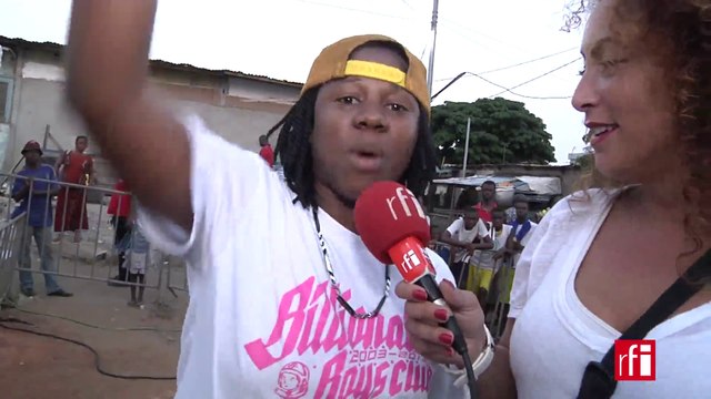 Couleurs tropicales : Le Toi-Même Tu Sais Tour à Abidjan (Jour 3 - En public)