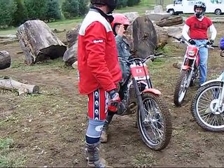 How to hop the front wheel - Motorcycle Trials