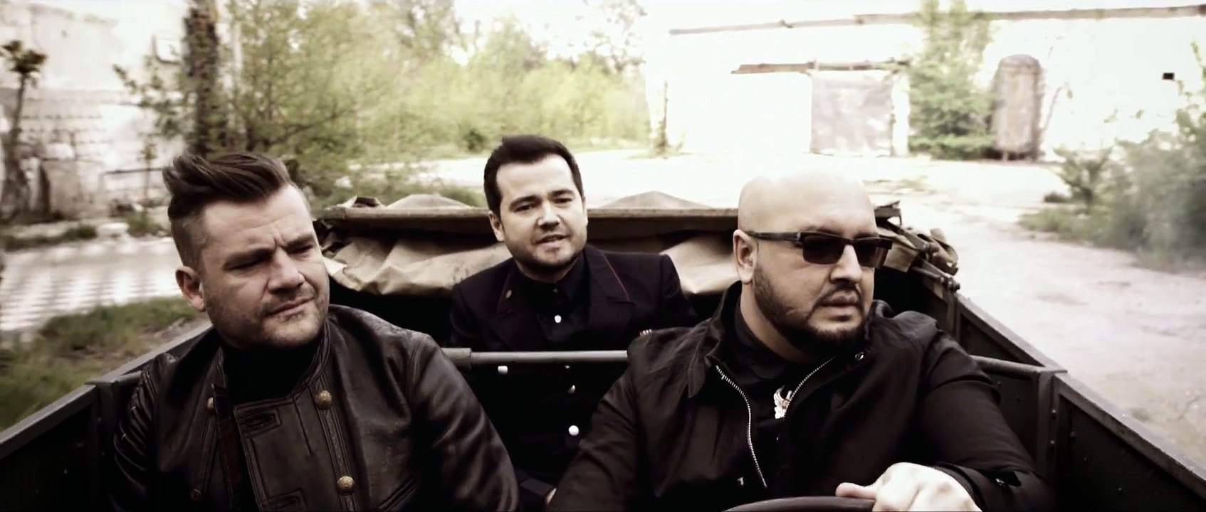 3 SUD EST feat. INNA - Mai stai (Official Video) new 2015