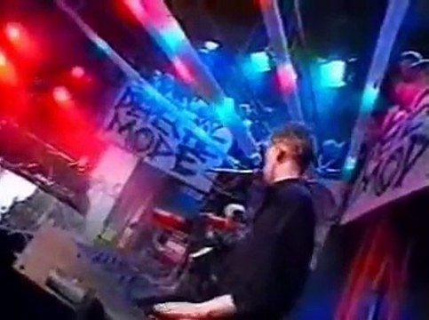 Depeche Mode- Told You So (Live on The Tube, 1984)