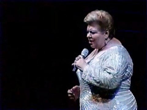 Paquita La Del Barrio - Rata De Dos Patas (Video Oficial)