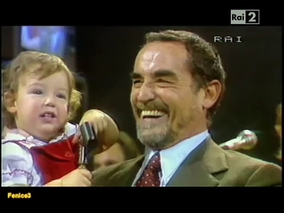 Gigi Proietti fà il "verso" a Vittorio Gasman