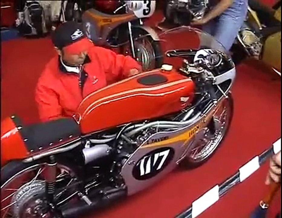Honda 125 5cylinder at Goodwood F.O.S 2002