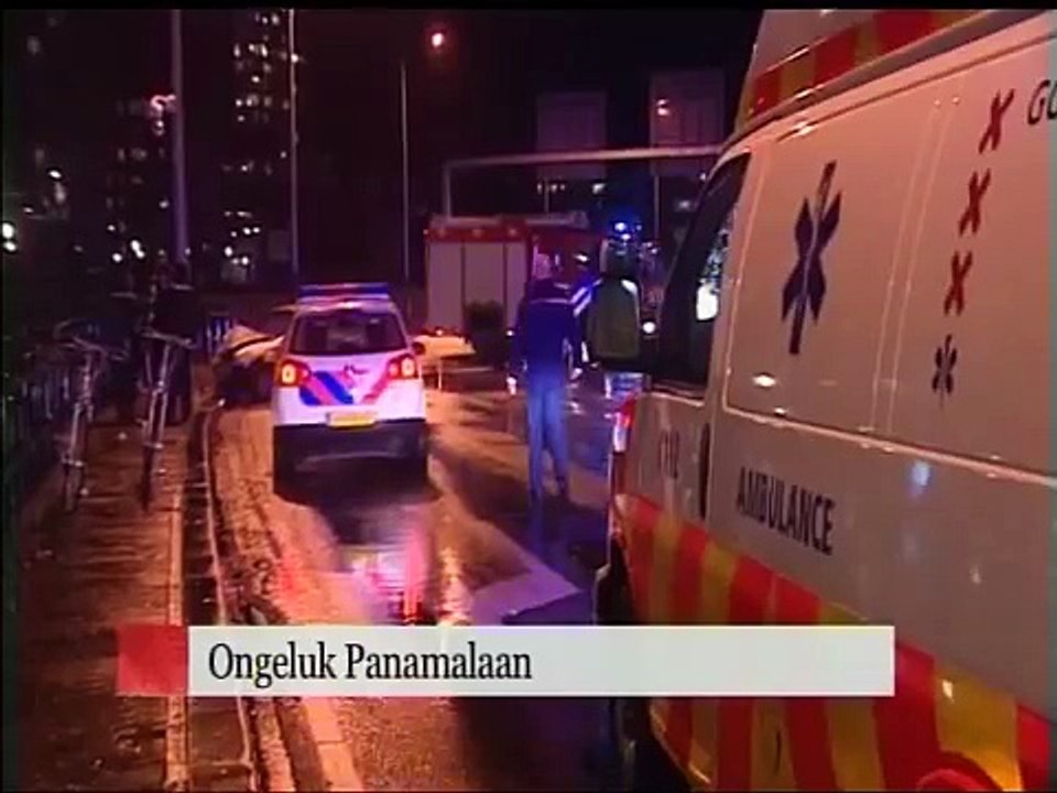 30055 AT5 Nieuws/De Zwoele Stad - Amsterdam 2010 - lokale omroep AT5