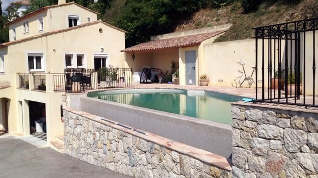 A vendre - Maison/villa - Aspremont (06790) - 5 pièces - 164m²