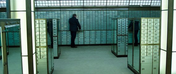 Spooks: The Greater Good - Clip - Alexanderplatz