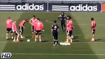 El vacile de Cristiano Ronaldo a Odegaard en el rondo  Entrenamiento Real Madrid 2015