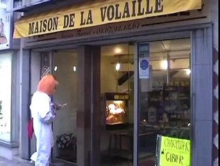 Chicken Funeral (Rémi GAILLARD)