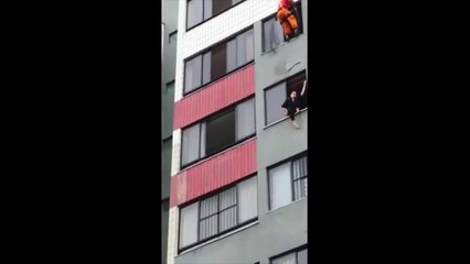 Brésil : Un pompier courageux sauve une femme suicidaire
