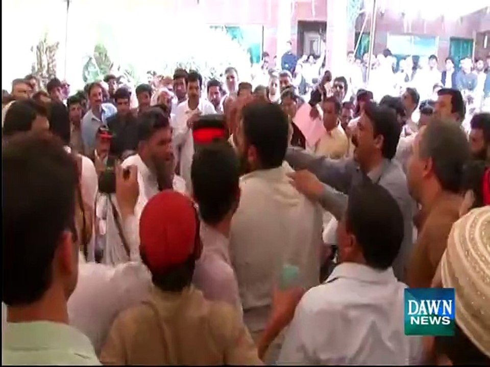 PPP workers clash as leaders visit Peshawar