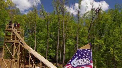 Triple Backflip en moto