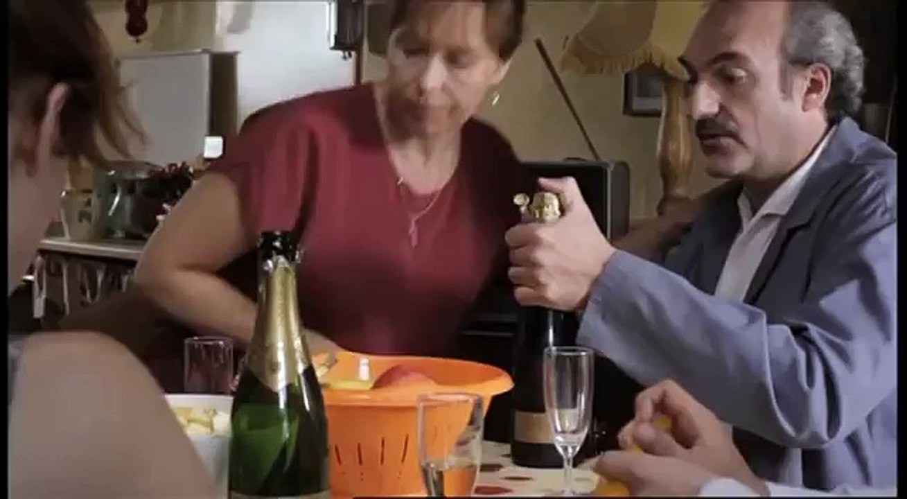 J'AIME REGARDER LES FILLES  - bande-annonce du film