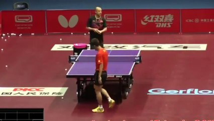 L'impresionnant échauffement de Zhang Jike